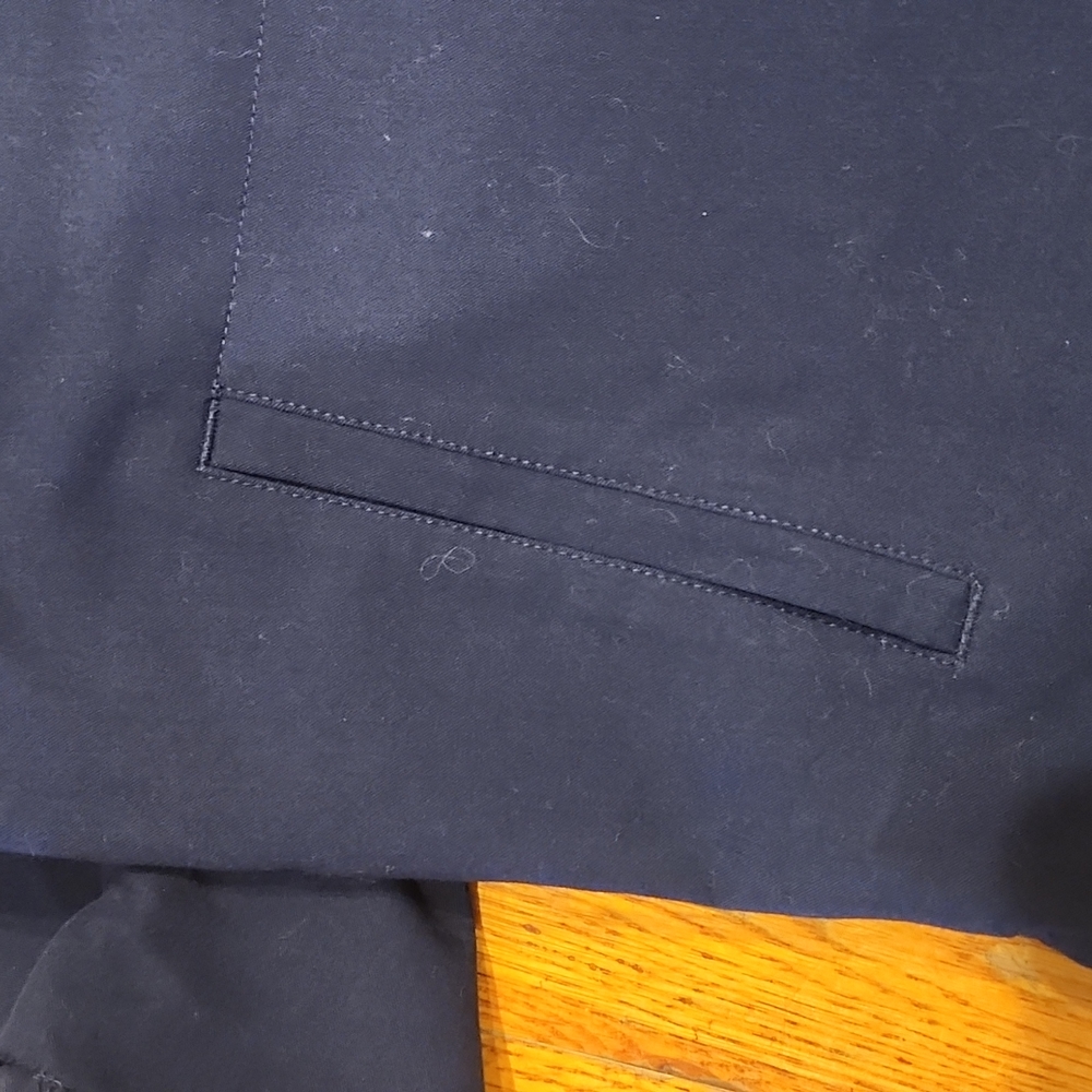 Figs scrub top - Picture 2 of 3